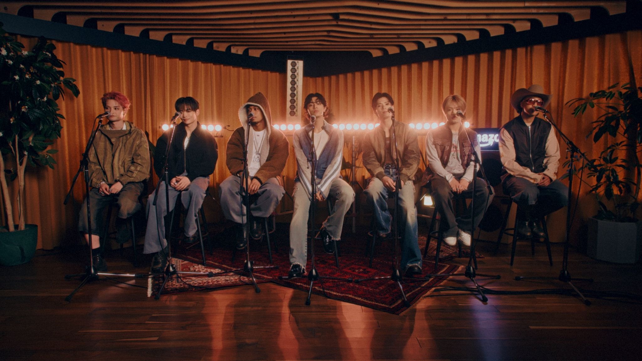 Psychic Fever lança single "Pink Lemonade" e prepara novo álbum "Different"
