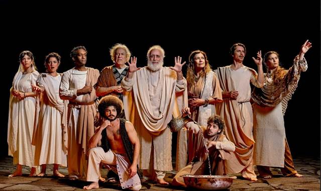 Espetáculo 'O Julgamento de Sócrates' cumpre curta temporada no Teatro B32