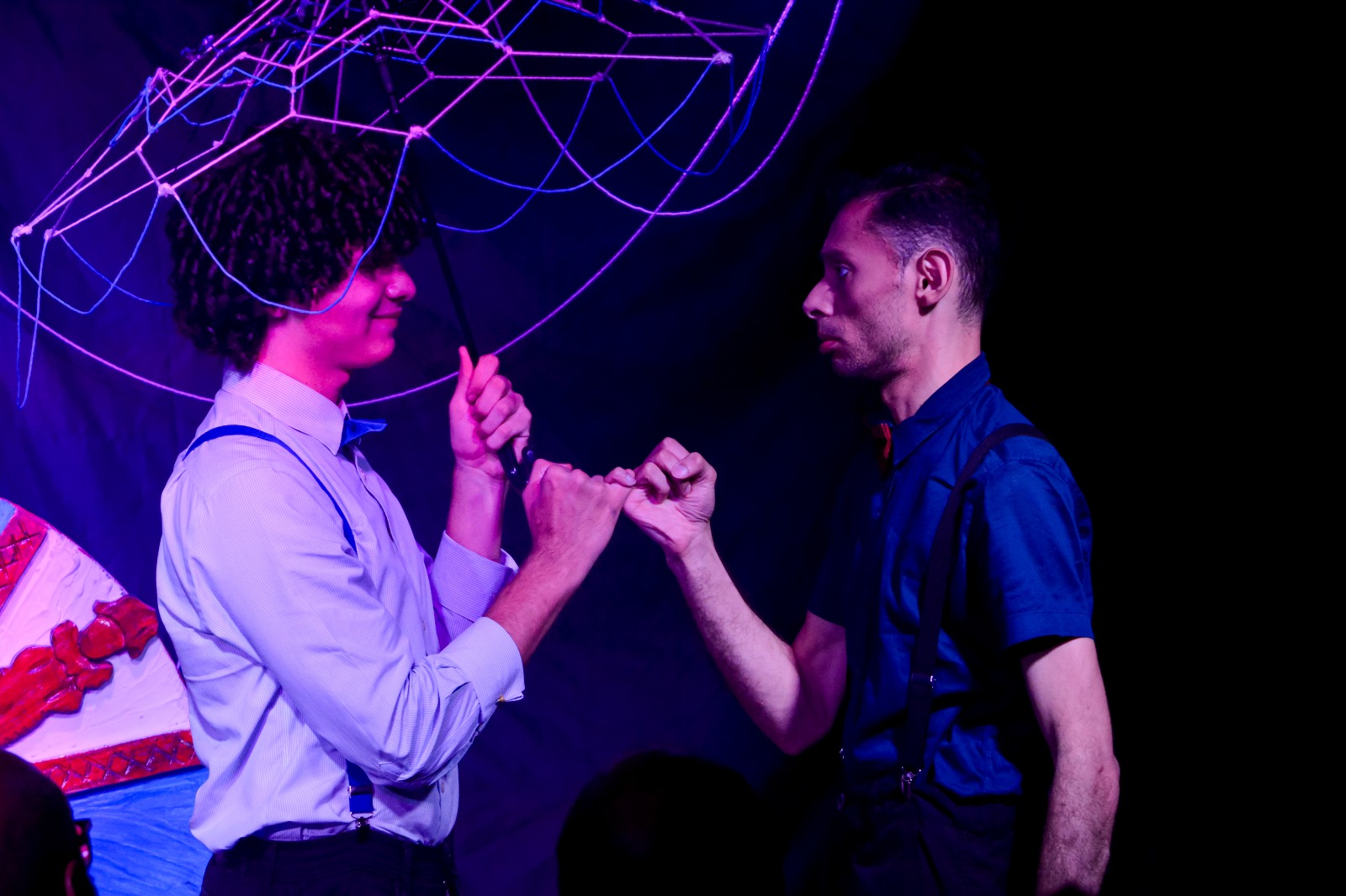 Espetáculo As Moiras aborda destino e liberdade no Teatro Alfredo Mesquita