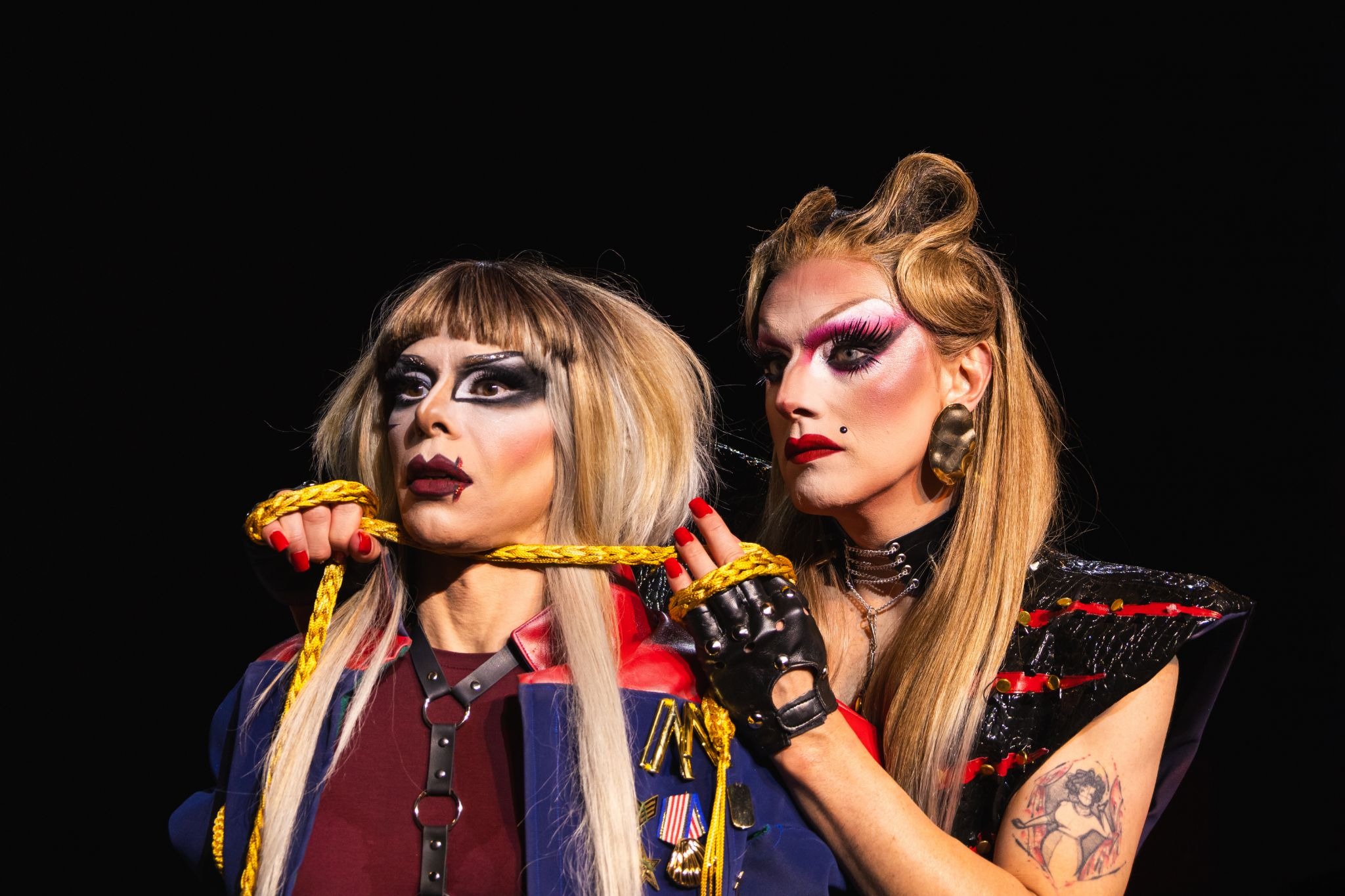 Cia. Extemporânea estreia versão drag de Macbeth no Sesc Pompeia